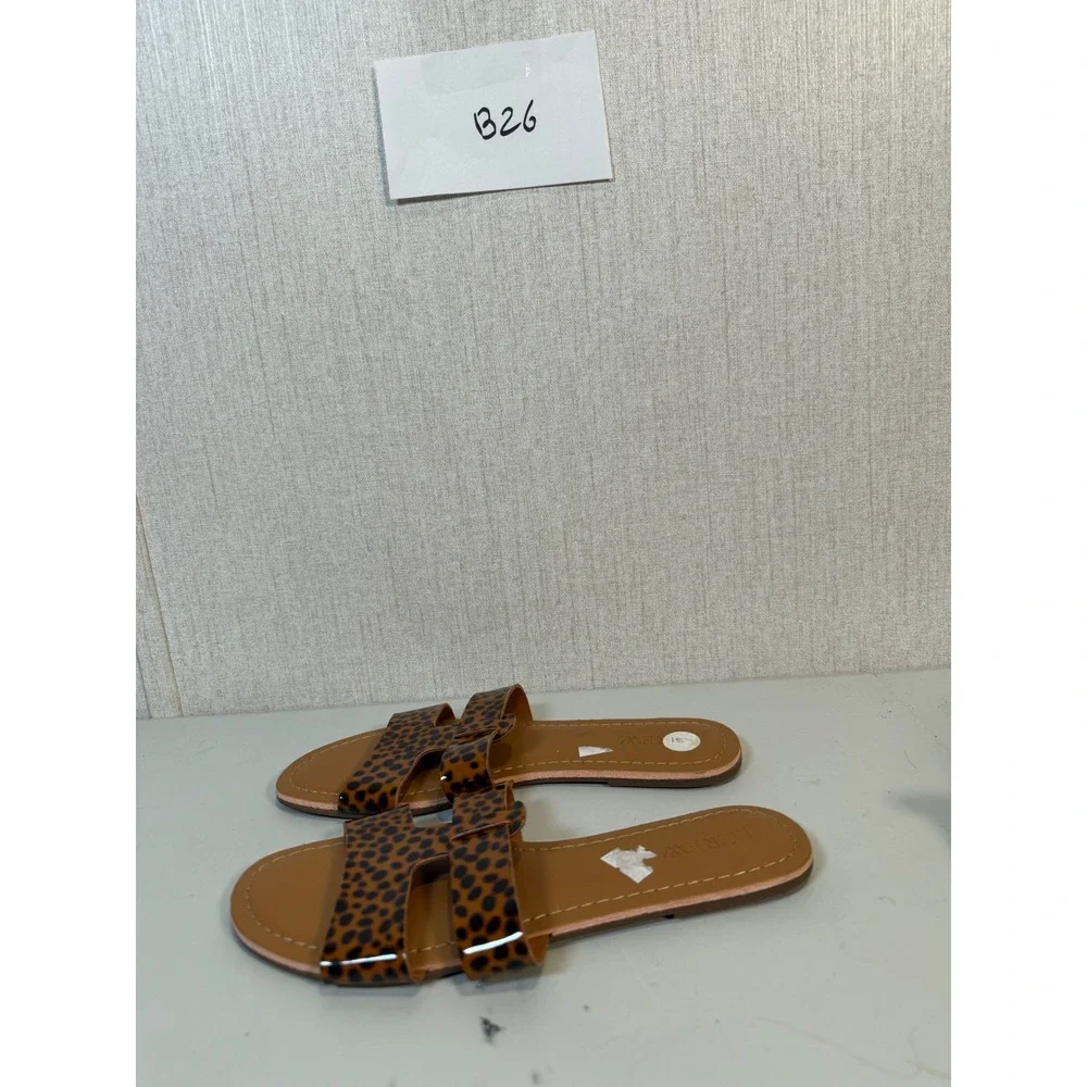 J. Crew‎ Size 6 Sandals Animal Print Flat Slide Slip on Shoes